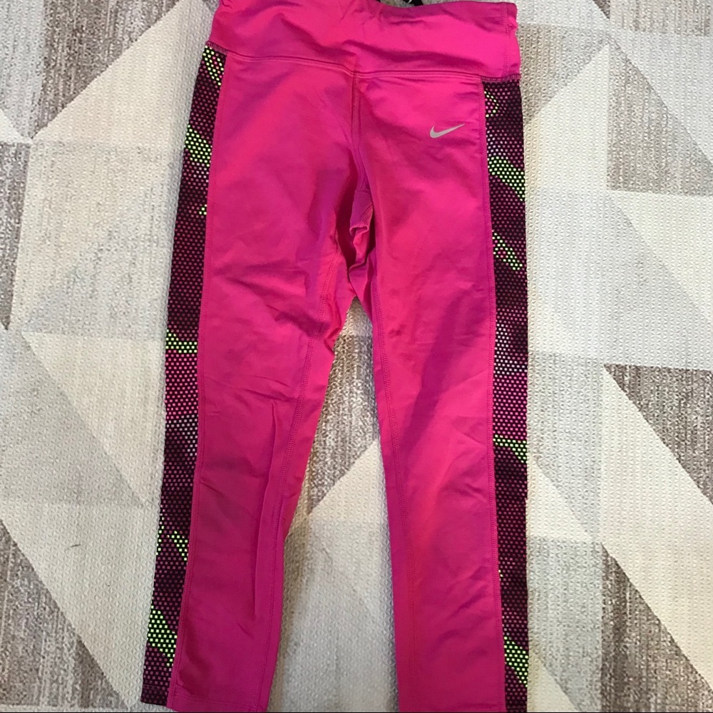 Nike Dri-fit crops
